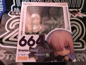 ねんどろいど664　シールダー/マシュ・キリエライト　　Fate/Grand Order グッドスマイルカンパニー　新品未開封