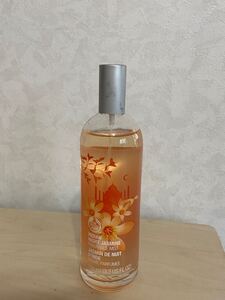 廃盤品　THE BODY SHOP Indian Night Jasmine ザ　ボディショップ　インディアンナイトジャスミン　フレグランスミスト　100ml 残量多め