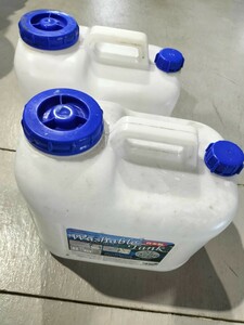 2個セット、ポリタンク、水缶、ウォッシャブルタンク、20Ｌ×2個、ウォータータンク 中古、まとめ売り