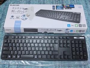 ◎0612u1630　エレコム Bluetooth キーボード フルサイズ TK-FBM120KBK 薄型 メンブレン式 抗菌 テンキー付ブラック