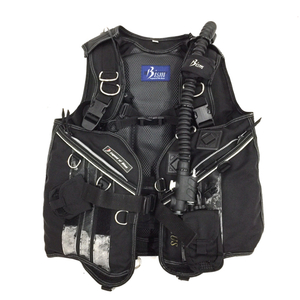 ビーイズム BCD 重器材 XLサイズ ネレウス バージョンD ダイビング重器材 現状品 Bism