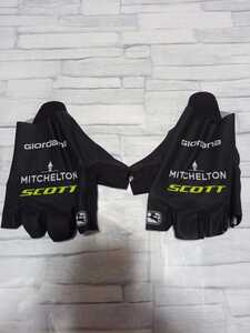 年末年始セール！　　支給品　ミッチェルトンスコット　グローブ　サイクルジャージ　ロードバイク　Mitchelton-SCOTT　手袋　自転車