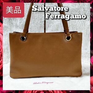 【美品】送料無料 Salvatore Ferragamo サルヴァトーレ・フェラガモ トートバッグ ショルダーバッグ EF-21 0704 キャメル系 PVC×レザー