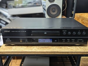 TEAC CDプレーヤー CD-P1260 ジャンク