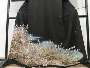 平和屋着物■豪華黒留袖　友禅　作家物　四季花鳥文　暈し染め　正絹　逸品　BAAL0009bs