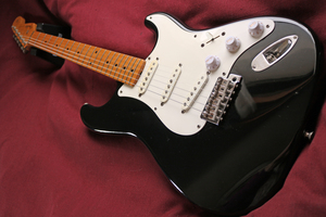 【Fender Japan】ST57（BLK）