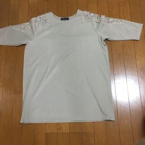 半袖Tシャツ★厚手 レース付き ポリエステル70% レーヨン25% ポリウレタン5% 3L ベージュ未使用 送料600円