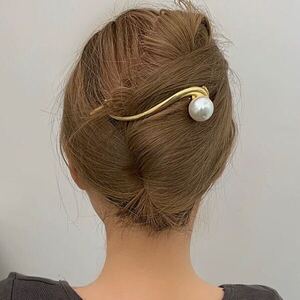 パール付きゴールドヘアバレッタ　ヘアクリップ　ヘアピン　卒業式　謝恩会　ブライダル 髪飾り ヘアアクセサリー