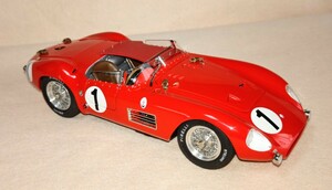 CMC製1/18 MASERATI 300S start Nr.1 24h Frankreich, 1958