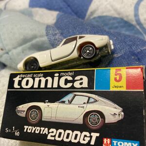 トミカ黒箱トヨタ2000gt白ボンネット紫