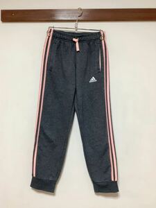 O-975 adidas アディダス スウェットパンツ 150cm キッズ ダークグレー/ピンク