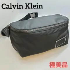 極美品　Calvin Klein　カルバンクライン　ボディバッグ