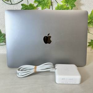 4870-03★Apple／MacBookPro16,3／13インチ程度／A2289／FVFDD4XMP3YO／充電コード付属／スペースグレイ　※ジャンク★