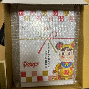 不二家　ベアブリック　招き猫　ぺこちゃん　福　金メッキ　100%&400% be@rbrick