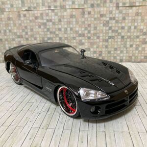 2006 DOOGE CHARGER ワイルドスピード　1/24ダイキャストモデル