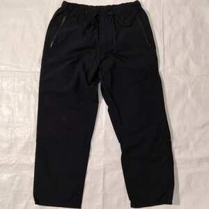 DESCENTE PAUSE デサントポーズ　EASY SLACKS　ナイロン　イージーパンツ　スラックス　撥水素材　止水ジッパー　スリム　nylon pant 