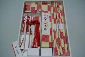 はこせこセット 5点セット ふくれ鹿の子 市松柄 赤色 化粧箱入り 懐剣 筥迫 丸ぐけ 抱え帯 末広 びら簪