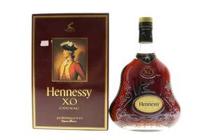 VMPD6-1216-54 Hennessy ヘネシー XO ブランデー COGNAC コニャック 金キャップ クリアボトル 700ml 40％ 酒 箱付き 未開栓