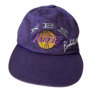 Rare 90s LAKERS キャップ レイカーズ NBA ヴィンテージ vintage エヌビーエー basketball フリーサイズ old 古着 FADE フェード 帽子 ロゴ