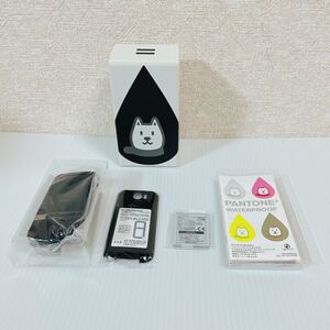 未使用品 携帯電話 PANTONE WATERPROOF 202SH SoftBank ソフトバンク SHARP シャープ ブラック 標準セットシンプルタイプ ケータイ C309