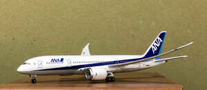 1/400 Hogan（全日空商事正規発売品）ANA（全日空） B 787-8/JA803A（難あり）