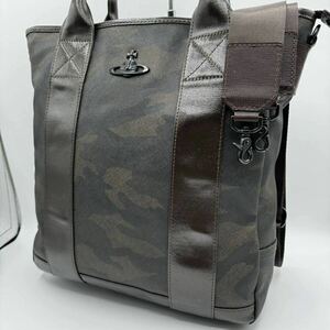 美品 ヴィヴィアンウエストウッド VIVIENNE WESTWOOD トートバッグ 2way ショルダー A4肩掛け 斜め掛け ビジネス カモフラ 迷彩 メンズ 革