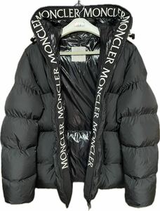 サイズ６ 良品 MONCLER モンクレール　MONTCLA　モンクラ 人気モデル 刺繍ロゴ 国内正規品　2022年モデル　人気色ブラック