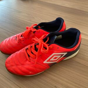 アンブロ（UMBRO） ジュニア サッカーインドアトレーニングシューズ 屋内 室内 23,5cm 送料660円