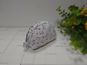 ★★★ ハンドメイド 　ミニポーチ 【にゃんこ＆ハート】★★★