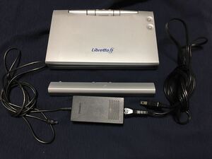 ジャンク TOSHIBA 東芝 Libretto ff 1100V アダプタ バッテリーノートパソコン 