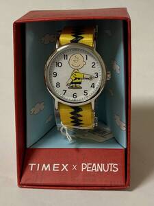 タイメックス TIMEX Weekender ウィークエンダー × ピーナッツ PEANUTS チャーリー・ブラウン 腕時計 ストラップベルト TW2R41100 展示品