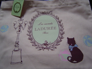 LADUREE　布カバン