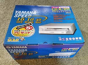 超美品 YAMAHA SCSI CD-RWドライブ CRW2100SX-VK