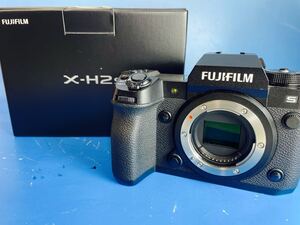 【美品/14760回】FUJIFILM 富士フイルム ミラーレス一眼デジタルカメラ X-H2S 10bit ブラック 箱　説明書　備品付き　4時間撮影可能 