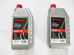 ブレンボ　brembo DOT4規格使用車全般 ブレーキフルード DOT4 1000mL 1.0L×2 ブレンボ ブレーキオイル