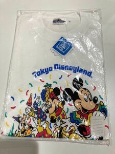 ♪【未開封】東京ディズニーランド　イラストTシャツ Tokyo Disneyland Lサイズ　胸囲90〜98cm レトロ　パーティグラ　パレード　イ2-10