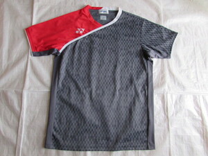 メンズ Mサイズ YONEX 半袖 Tシャツ USED きれい ゲームシャツ ヨネックス グレー系 バドミントン 日本代表 モデル 10260 9380円