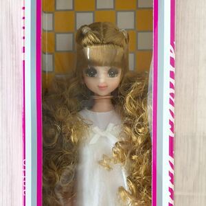 未開封 店舗限定 日本橋 ジェニー エクセリーナ 髪色違い版 11336C リカちゃん キャッスル 27cm doll 人形 ちいさなおみせ フレンド