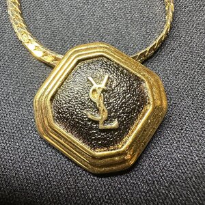 q2477 ヴィンテージ 希少 Yves Saint Laurent イヴ・サンローラン ネックレス ペンダント ゴールドカラー ゴージャス アクセサリー