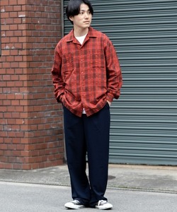 「URBAN RESEARCH」 長袖シャツ MEDIUM レッド メンズ