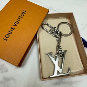 LOUIS VUITTON　ルイヴィトン イニシャルキーホルダー バッグチャーム シルバー M01192 送料無料 箱付き