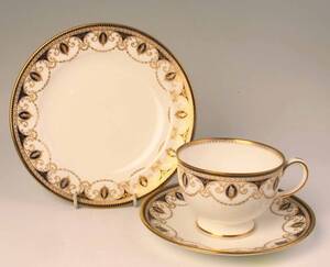 　ウェジウッド　　Old・Cup & Saucer & Plate　　=　Blue/Gold Deco　(1級品)　W643