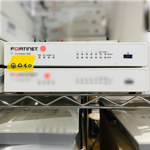 ◎040【通電OK】Fortinet FortiGate 50E ファイアウォール FW セキュアSD-WAN セキュリティ UTM フォーティネット フォーティゲート