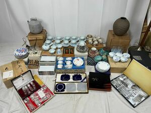 箱入 和食器 贈答品 有田焼ノリタケ 湯呑 茶器 茶碗 食器 漆器 たち吉 急須 お皿 カトラリー 石泉 九谷焼 