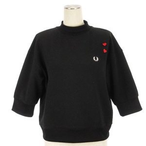 フレッドペリー FRED PERRY × エイミー ワインハウス AMY WINEHOUSE トレーナー スウェット プルオーバー 七分袖 ハートモチーフ ワッペン