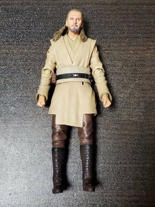 ●S.H.Figuarts クワイ＝ガン・ジン（STAR WARS: The Phantom Menace） スターウォーズ フィギュアーツ 可動フィギュア 本体のみ●送料無料