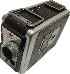 ★アンティーク・インテリアに★ コダック Kodak Brownie 8mm Movie Camera 13mm f/1.９ #8030001