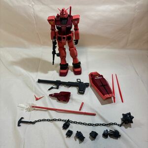 ガンプラジャンク　MG1/100 キャスバル専用ガンダム組済　欠品あり　パーツ取りに　折れあり　