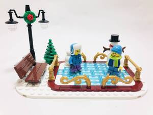 【新品未使用】レゴ　LEGO　クリスマス　アイススケートリンク　アイススケート　街灯　雪だるま　ミニフィグ　キッズ　氷　雪　冬