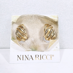 Nina Ricci　ニナリッチ　ピアス　アクセサリー　レトロ　ヴィンテージ　ゴールドカラー　K241005-1